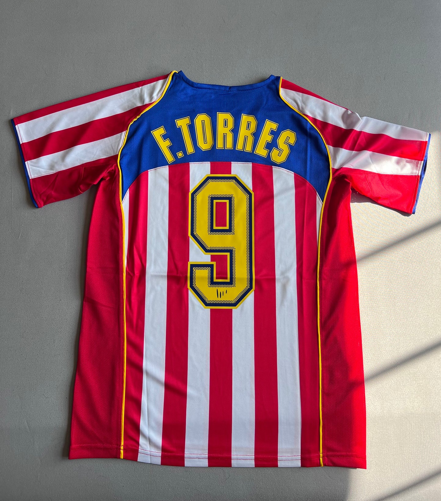 A. Madrid 2004/05 Home jersey
