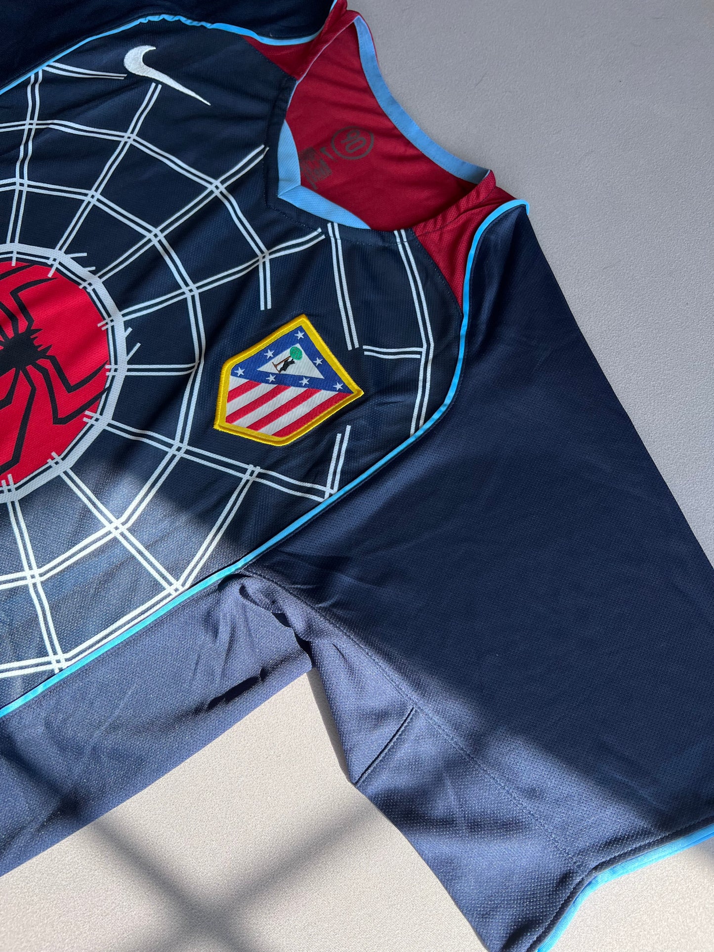A. Madrid 2004/05 Away jersey