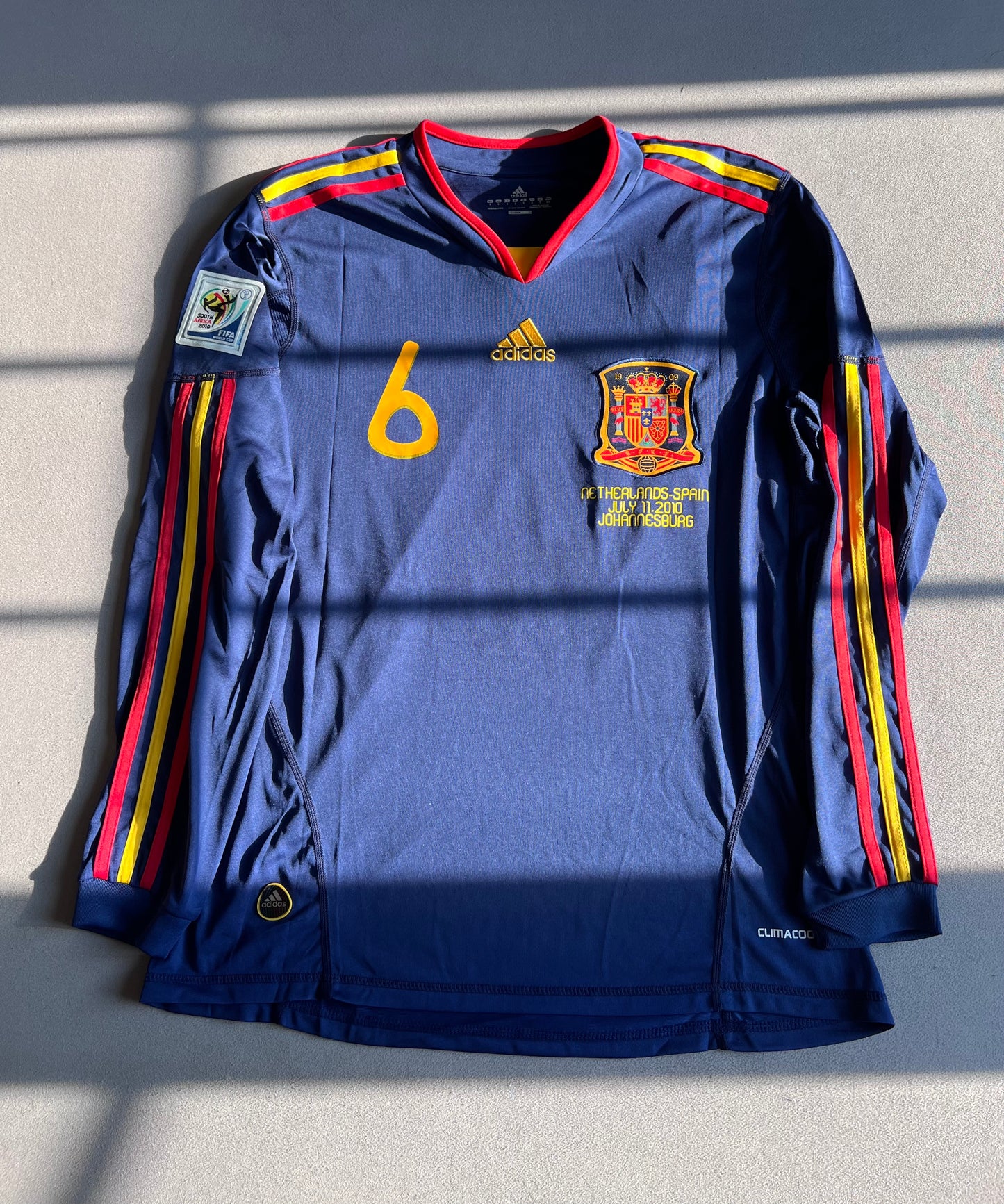 Spain 2010 World Cup Away jersey