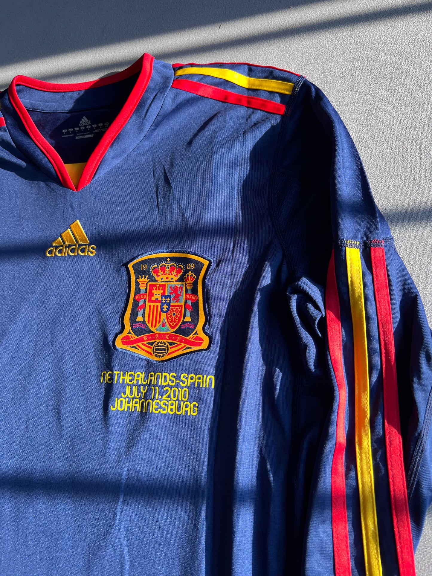 Spain 2010 World Cup Away jersey