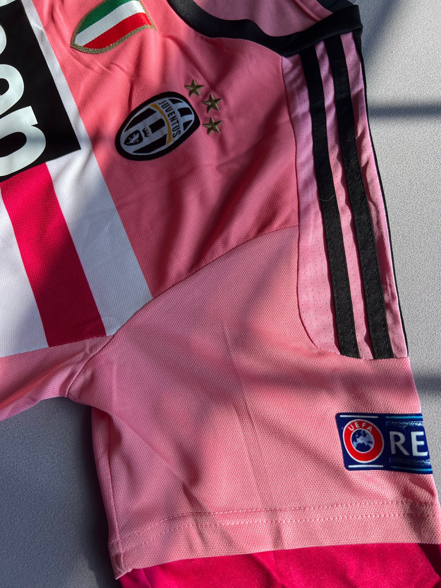 Juve 2015/16 Away jersey