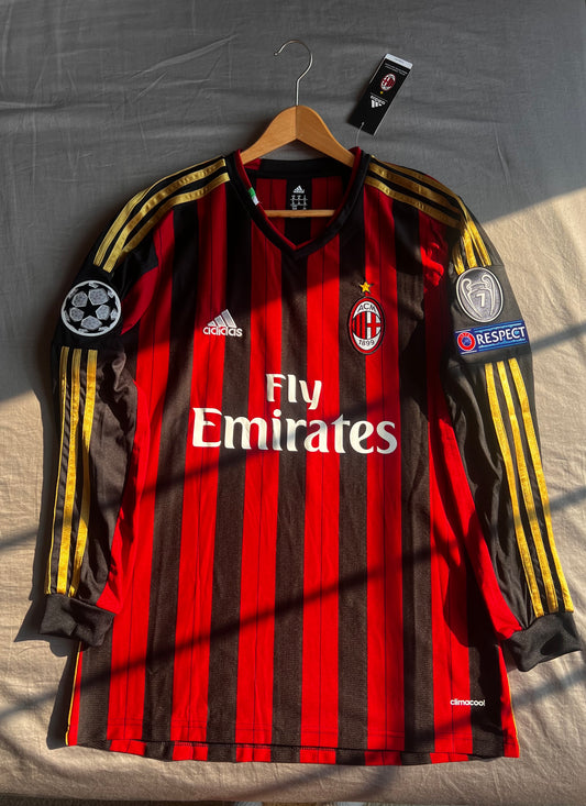 AC Milan 13/14 Home jersey