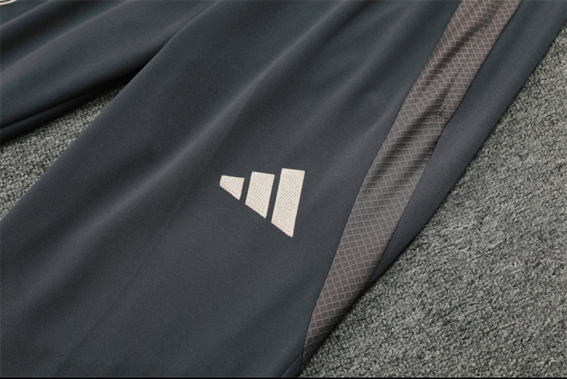 R. Madrid 24/25 Training Tracksuit