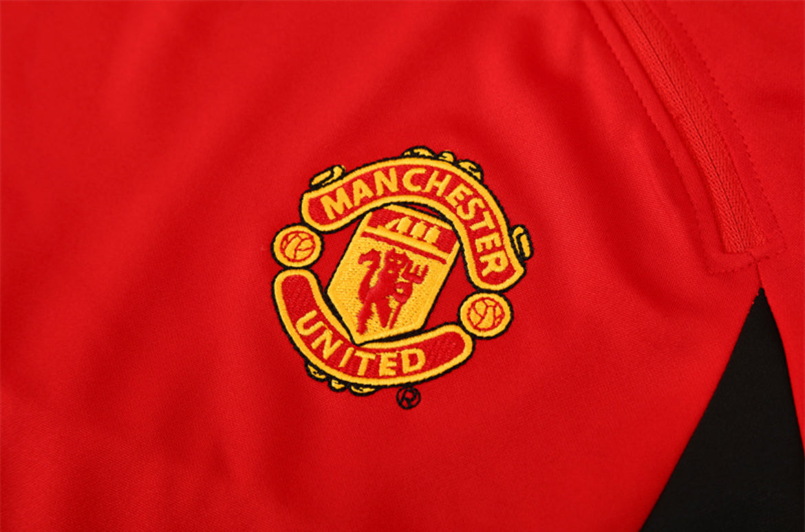 Man United 2002/03 Red Warm Up Sweater