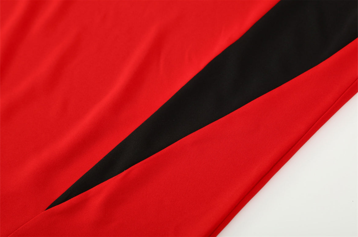 Man United 2002/03 Red Warm Up Sweater