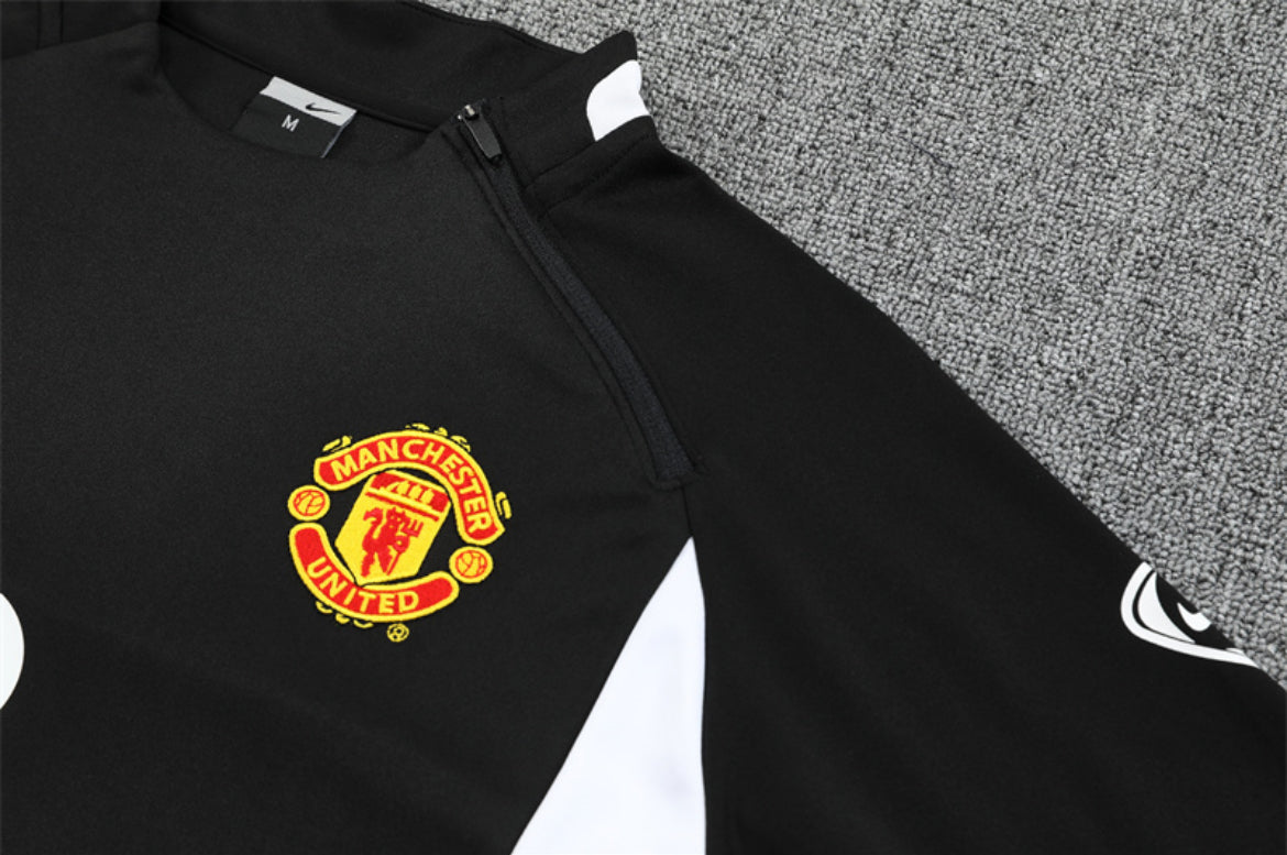 Man United 2002/03 Warm Up Sweater