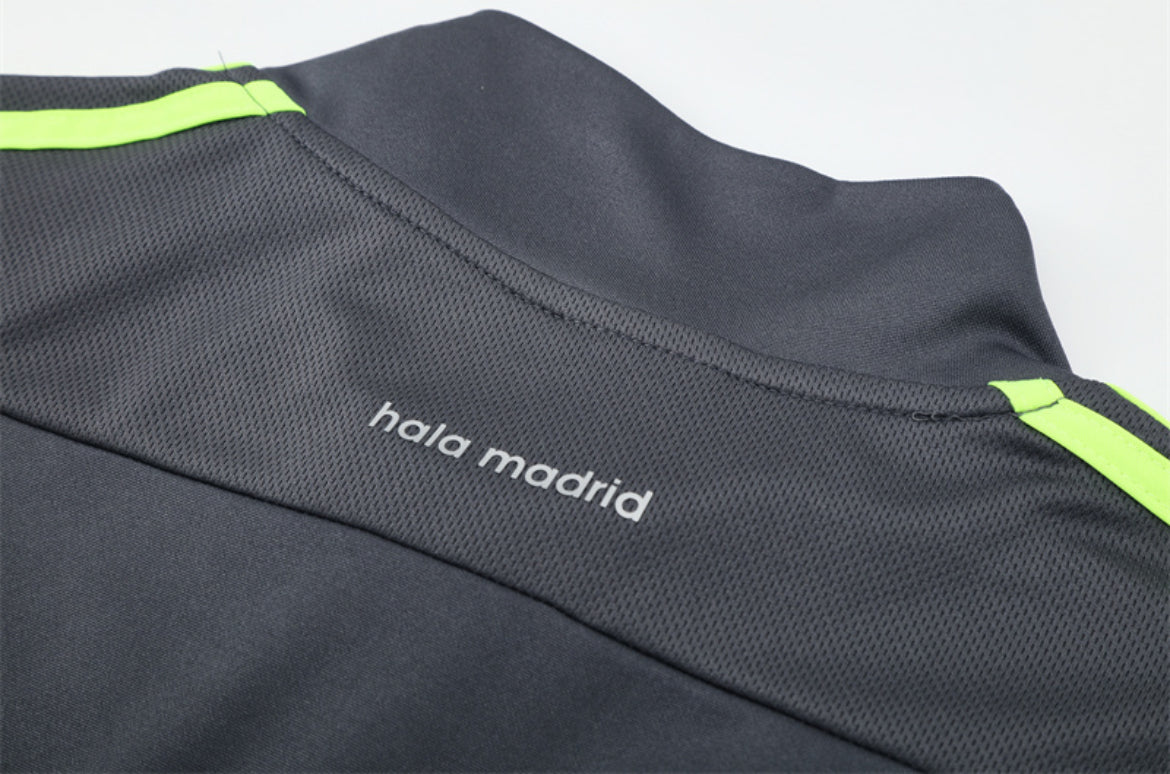 R. Madrid 2015/16 Warm Up Sweater