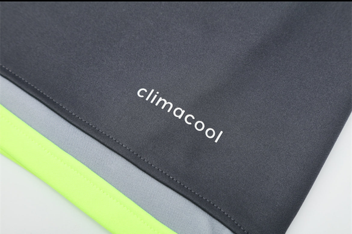 R. Madrid 2015/16 Warm Up Sweater