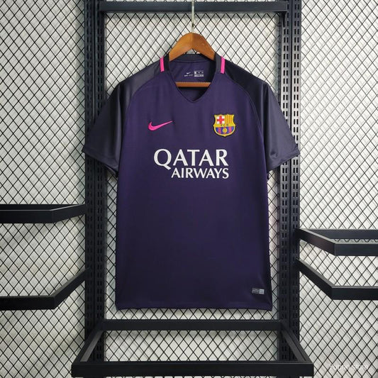 Barça 2016/17 away jersey