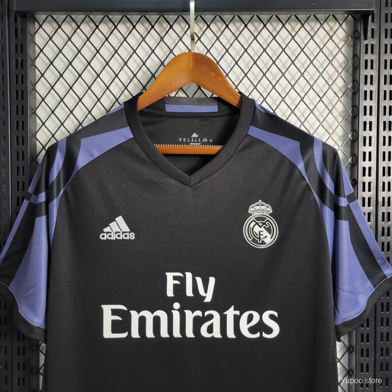R. Madrid 16/17 short sleeve third jersey