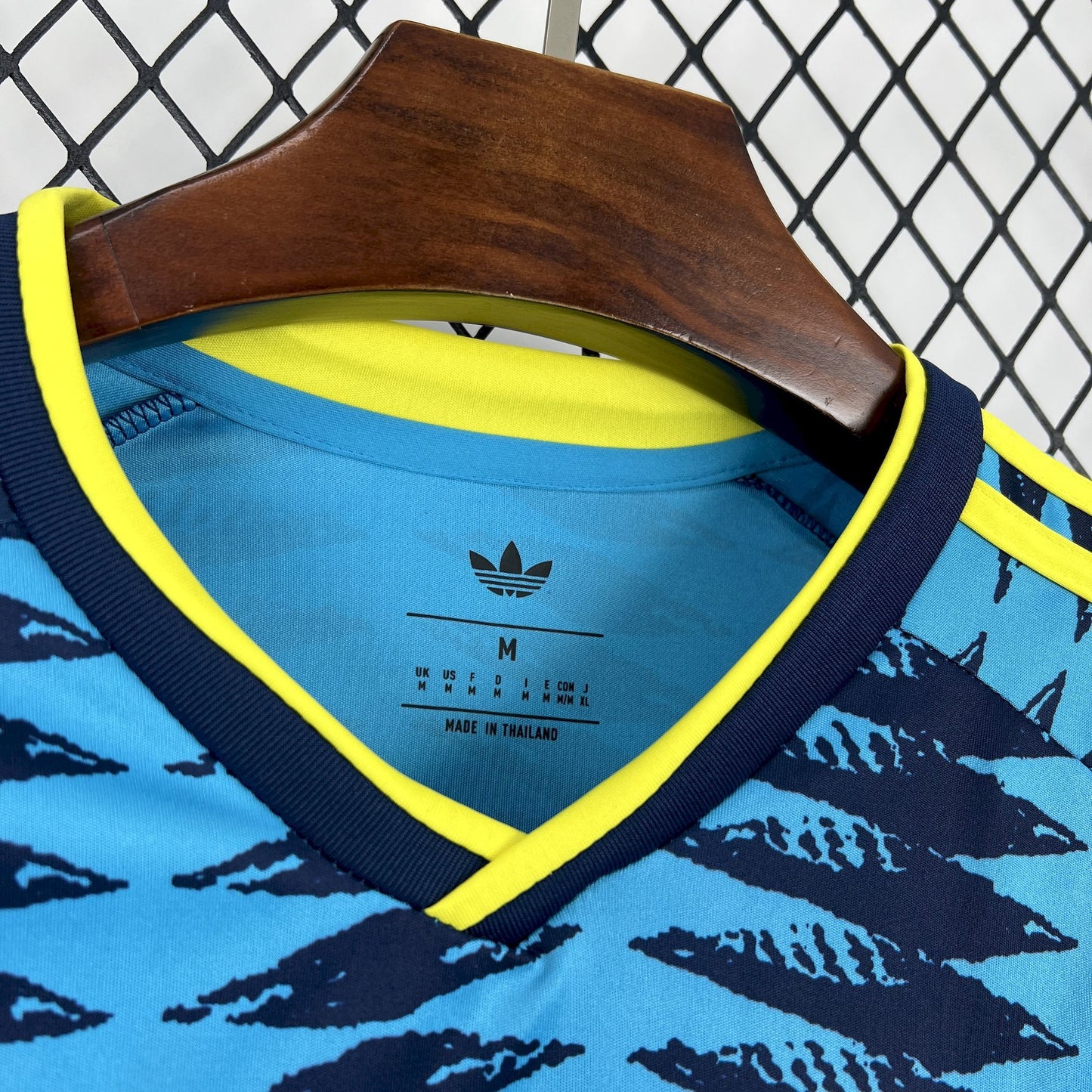 Colombia 2026 away jersey