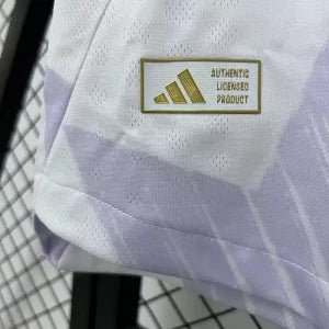 Man Utd 2025/26 away jersey
