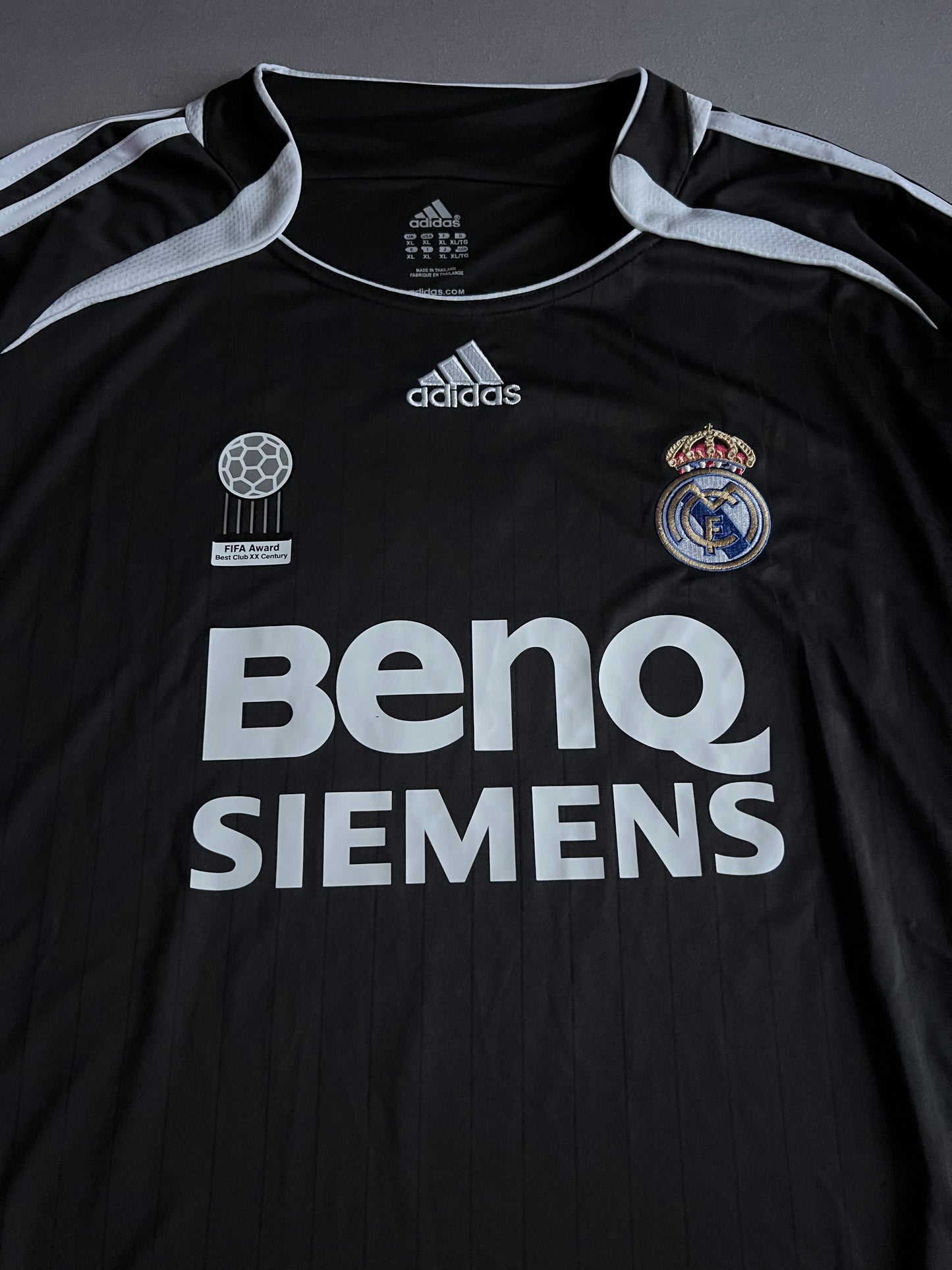 R. Madrid 2006/07 Away jersey