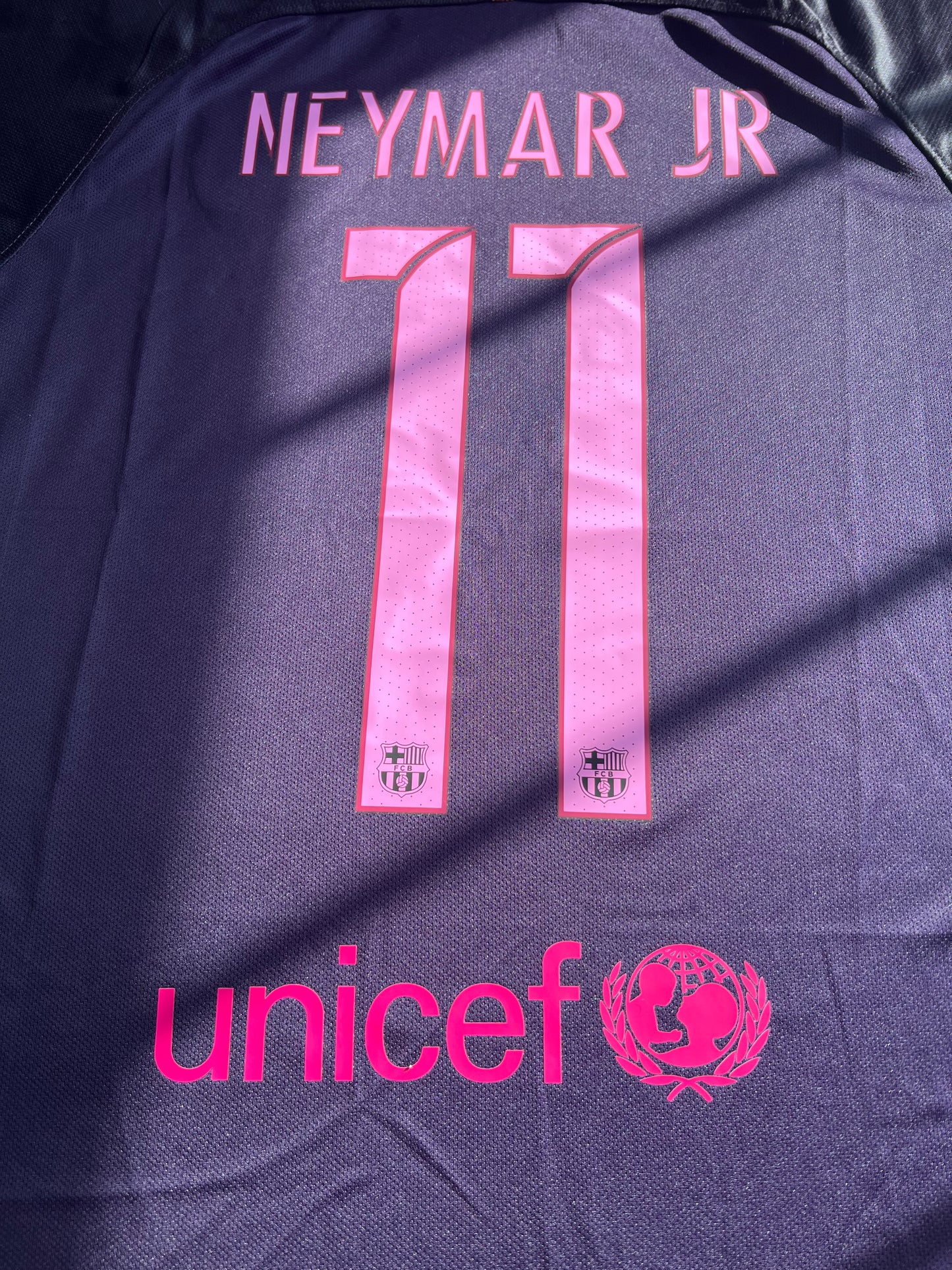 Barça 2016/17 away jersey