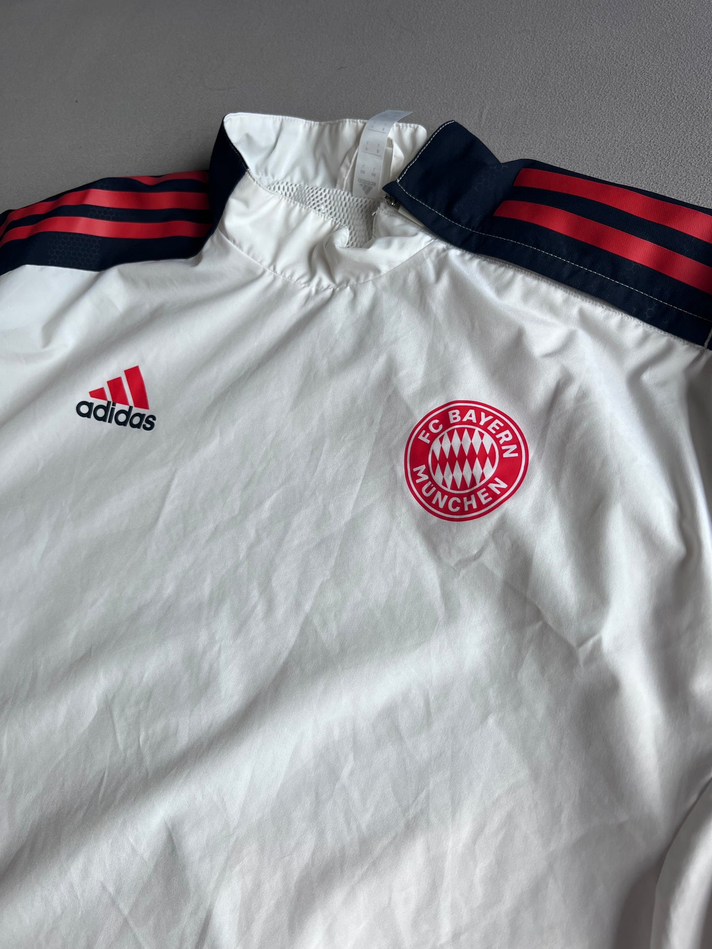 Bayern Munich 2021/22 Hybrid Training Top