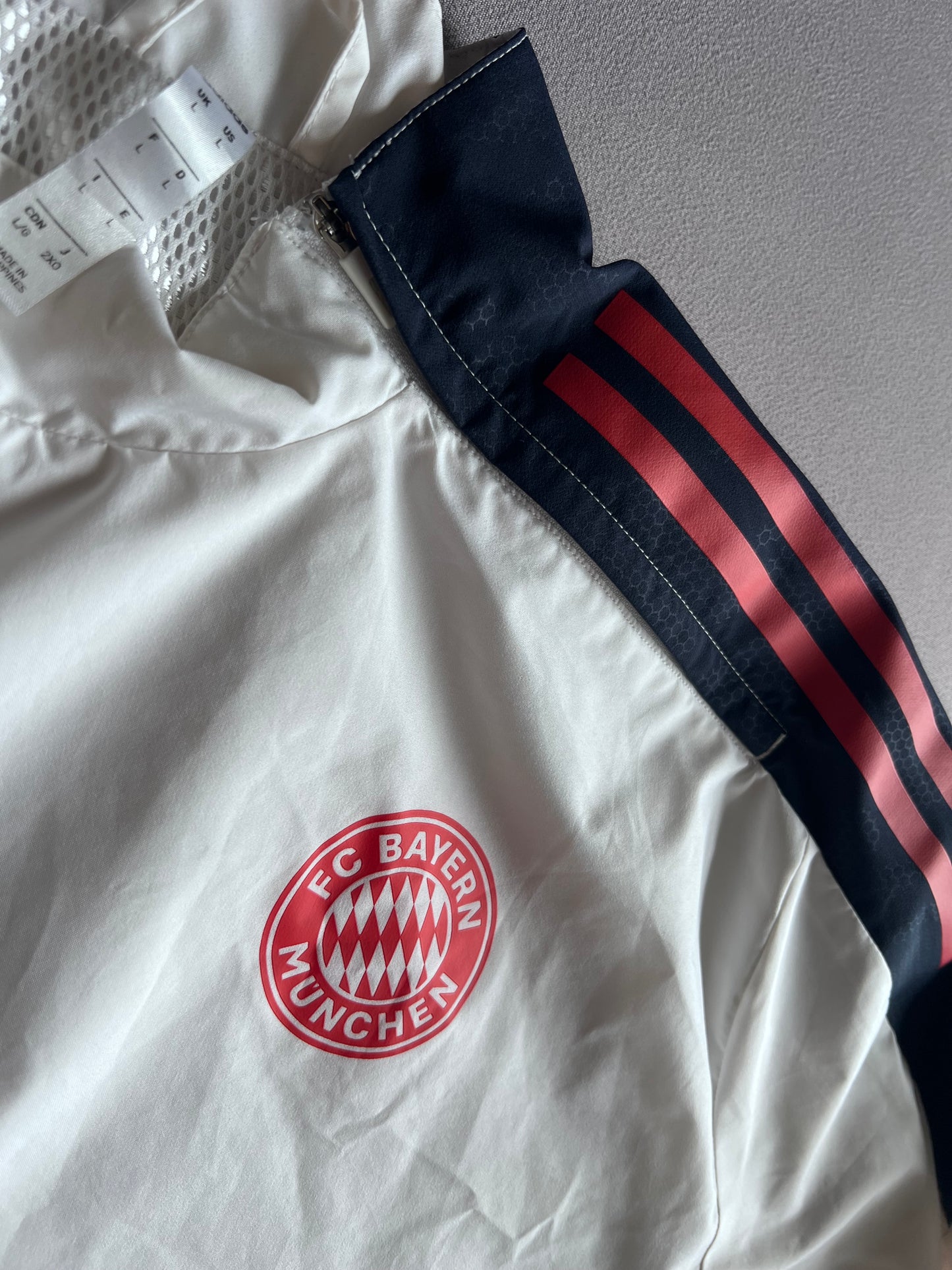 Bayern Munich 2021/22 Hybrid Training Top
